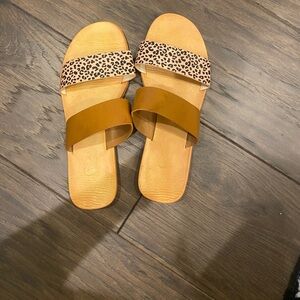BRAND NEW! SHEIN Sandals